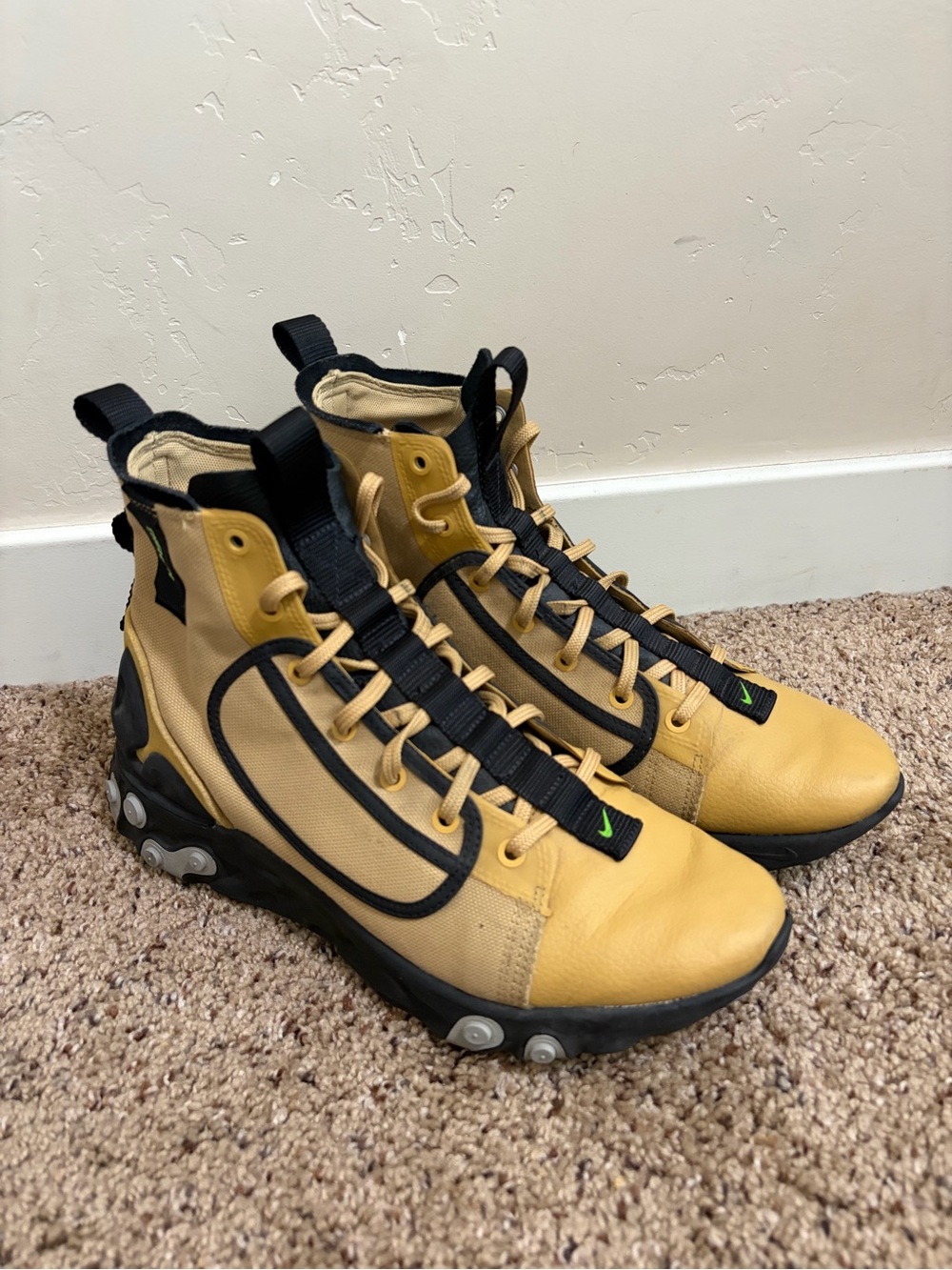 Nike React Ianga 'Club Gold' Sneakers High Top Mens Size 9.5